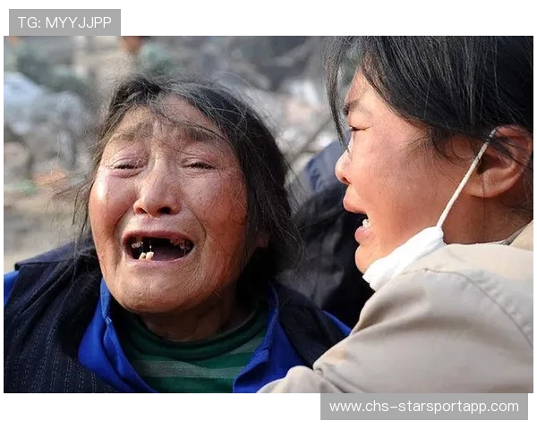 UFC重击爆表，瞬间倒地的震撼瞬间全记录！